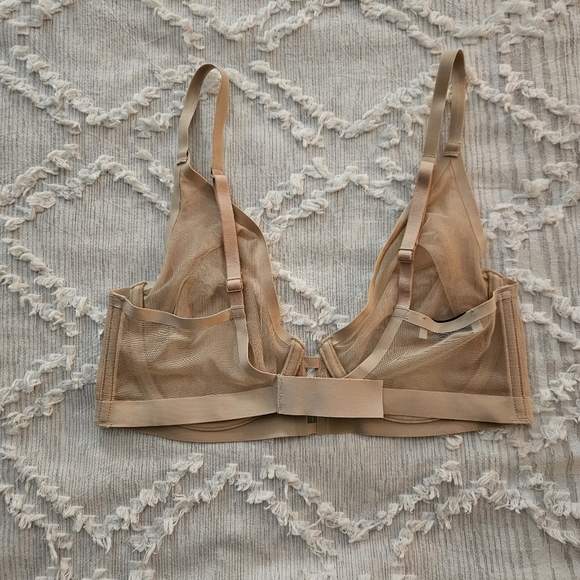 Livy Beige Nude Mesh Underwire Bra Size 34D - Picture 6 of 12